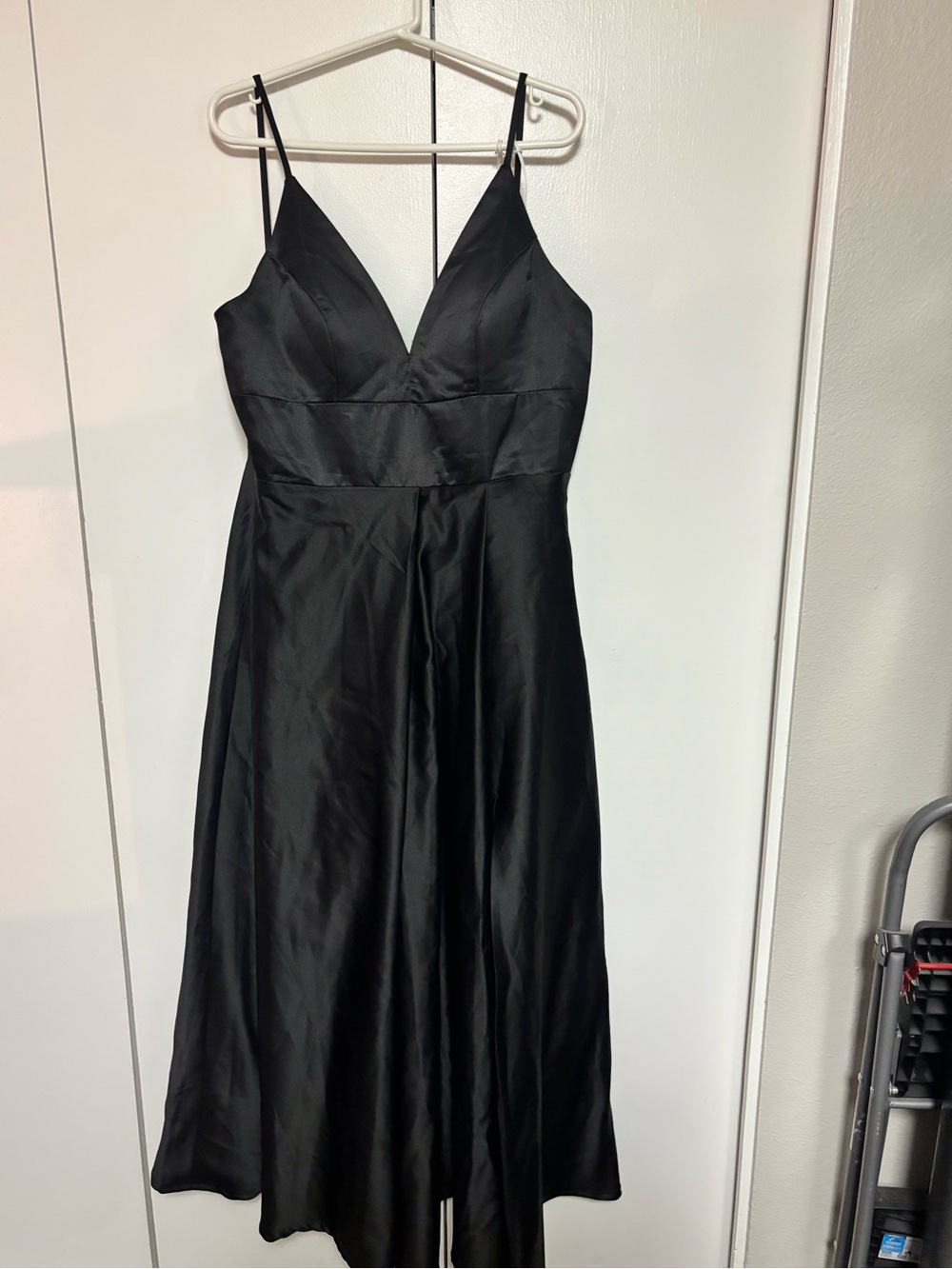 Classic Black Formal Bridesmaids Dress with Spaghetti Straps